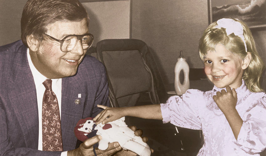 Earl with five-year-old pacemaker recipient Lyla Koch in 1984